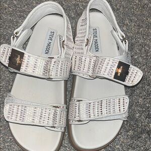 Steve Madden White Sandals with Adjustable Straps and Metallic Embellishments